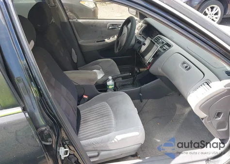 1998 Honda Accord Lx from USA, damaged, VIN 1HGCG5647WA174295